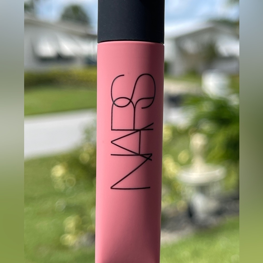 NARS Air Matte Lipstick In Shag (Rose Nude) - Picture 7 of 11
